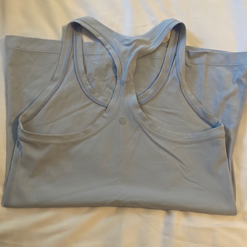 Lululemon workout tank
